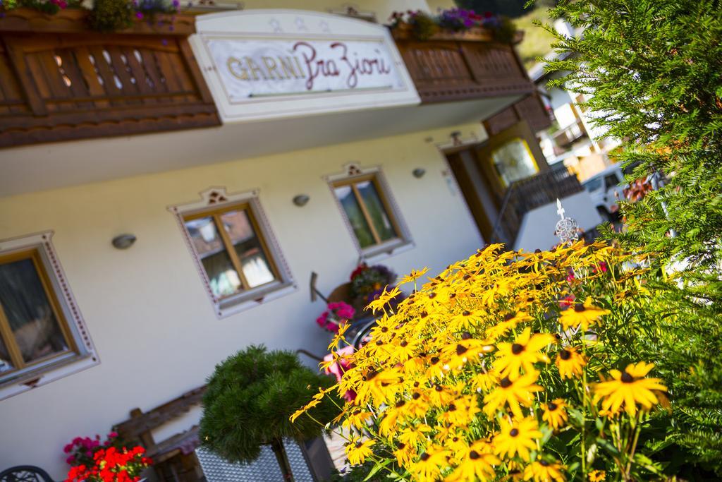 Garni Pra Fiori Otel Campitello di Fassa Dış mekan fotoğraf